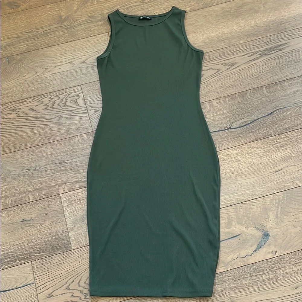 Khaki Green Sleeveless Ribbed Midi Dress Size Small Pretty Garden - Picture 4 of 5